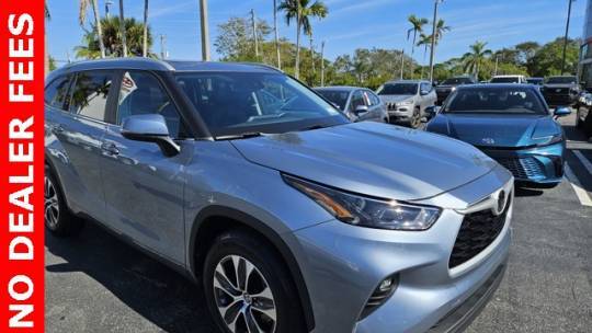 2023 Toyota Highlander XLE — SUV — 20,424 mi — Lake Park, FL