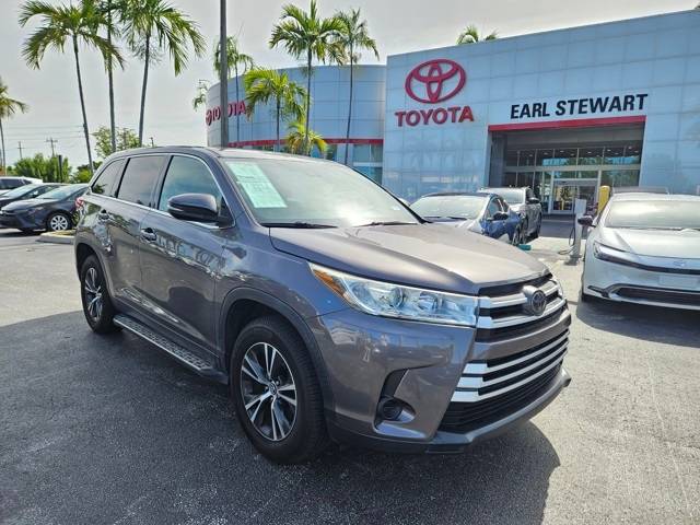2019 Toyota Highlander LE — SUV — 66,169 mi — Lake Park, FL