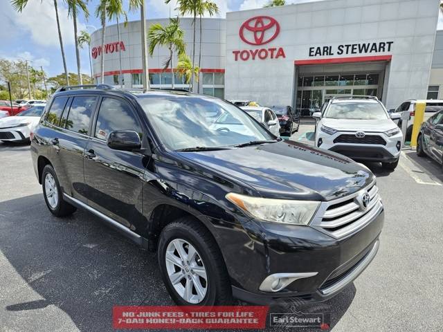 2013 Toyota Highlander SE V6 — SUV — 118,426 mi — Lake Park, FL
