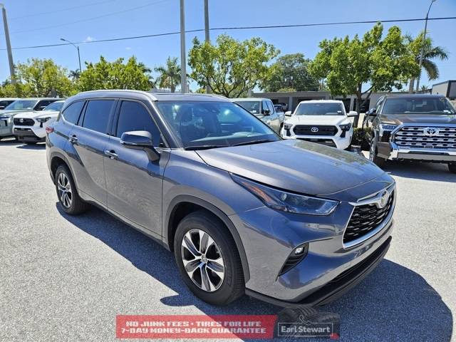 2022 Toyota Highlander XLE — SUV — 31,008 mi — Lake Park, FL
