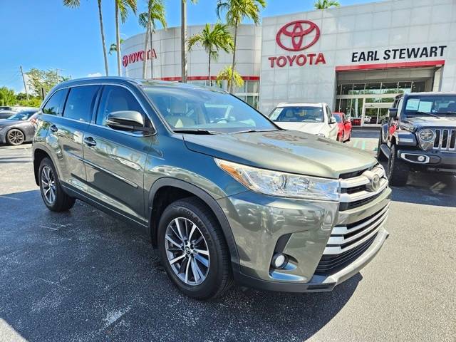 2017 Toyota Highlander XLE — SUV — 65,178 mi — Lake Park, FL