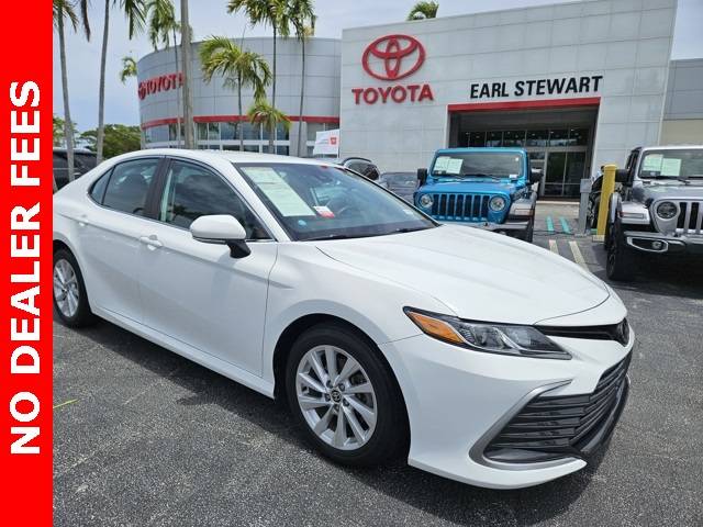 2023 Toyota Camry LE — Sedan — 12,430 mi — Lake Park, FL