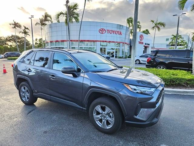 2024 Toyota RAV4 Hybrid LE — SUV — 24,695 mi — Lake Park, FL