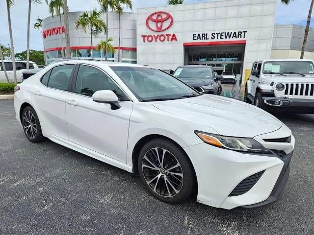 2018 Toyota Camry L — Sedan — 112,600 mi — Lake Park, FL