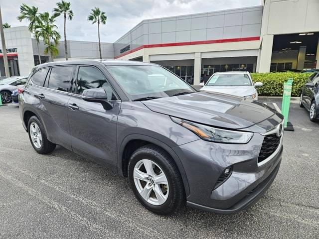 2022 Toyota Highlander LE — SUV — 84,672 mi — Lake Park, FL