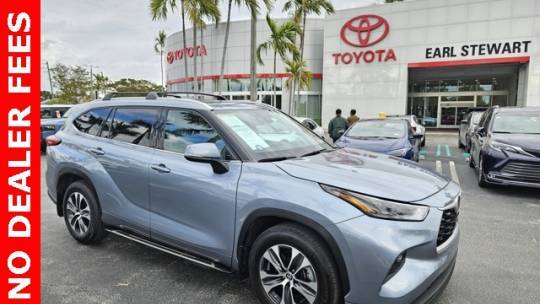 2022 Toyota Highlander XLE — SUV — 45,412 mi — Lake Park, FL