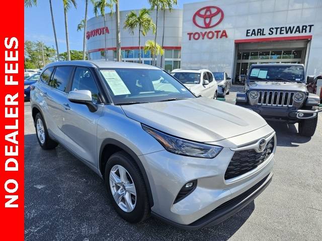 2024 Toyota Highlander XLE — SUV — 25,216 mi — Lake Park, FL