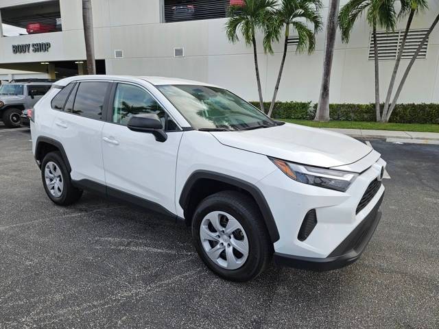 2024 Toyota RAV4 LE — SUV — 5,878 mi — Lake Park, FL
