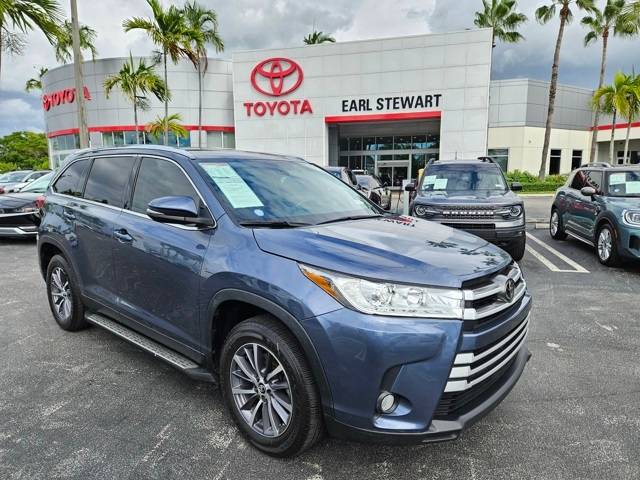 2019 Toyota Highlander XLE — SUV — 70,355 mi — Lake Park, FL