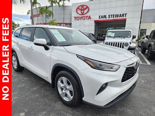 2023 Toyota Highlander Hybrid LE — SUV — 17,126 mi — Lake Park, FL