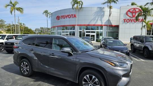 2022 Toyota Highlander XLE — SUV — 28,352 mi — Lake Park, FL