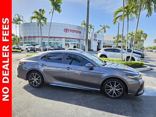 2023 Toyota Camry SE — Sedan — 16,164 mi — Lake Park, FL