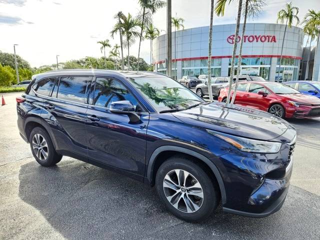 2022 Toyota Highlander XLE — SUV — 44,181 mi — Lake Park, FL
