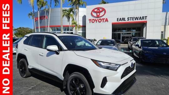2024 Toyota RAV4 Hybrid SE — SUV — 24 mi — Lake Park, FL
