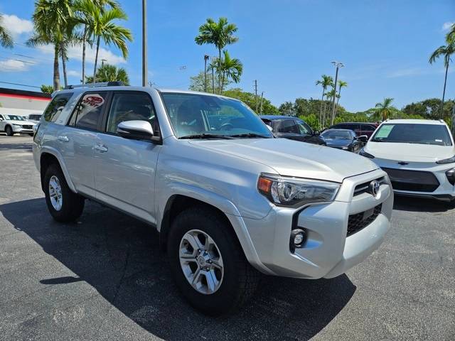 2022 Toyota 4Runner SR5 Premium — SUV — 25,971 mi — Lake Park, FL