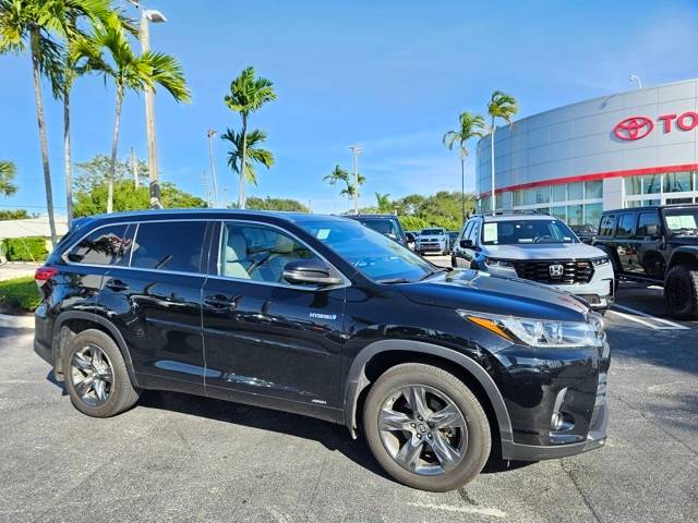 2018 Toyota Highlander Hybrid Limited Platinum — SUV — 106,142 mi — Lake Park, FL