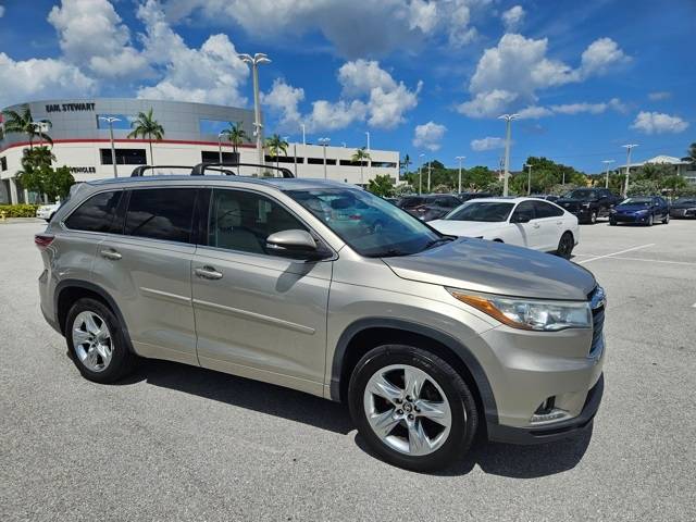 2016 Toyota Highlander Limited — SUV — 106,391 mi — Lake Park, FL