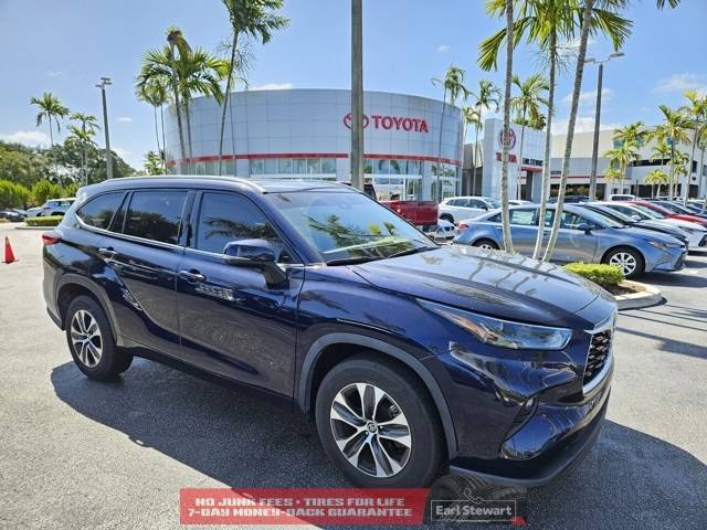 2022 Toyota Highlander XLE — SUV — 38,006 mi — Lake Park, FL