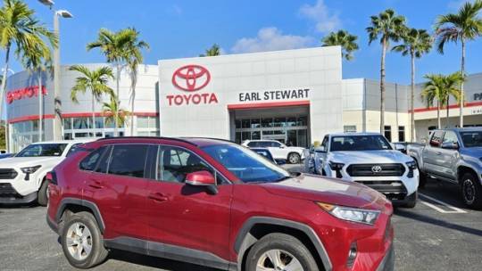2020 Toyota RAV4 XLE — SUV — 40,966 mi — Lake Park, FL
