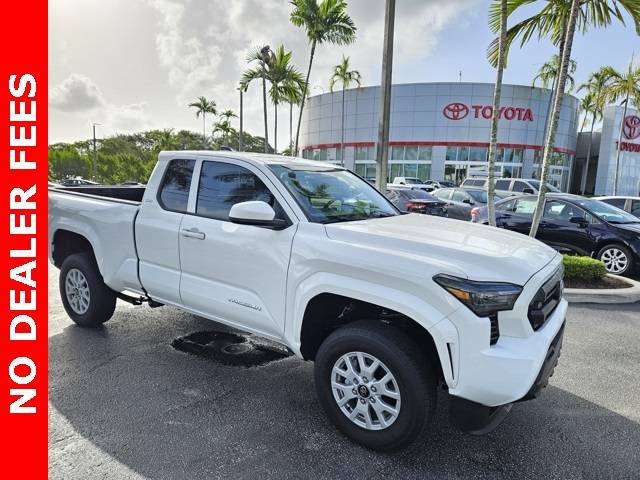2025 Toyota Tacoma SR5 — Pickup Truck — 680 mi — Lake Park, FL