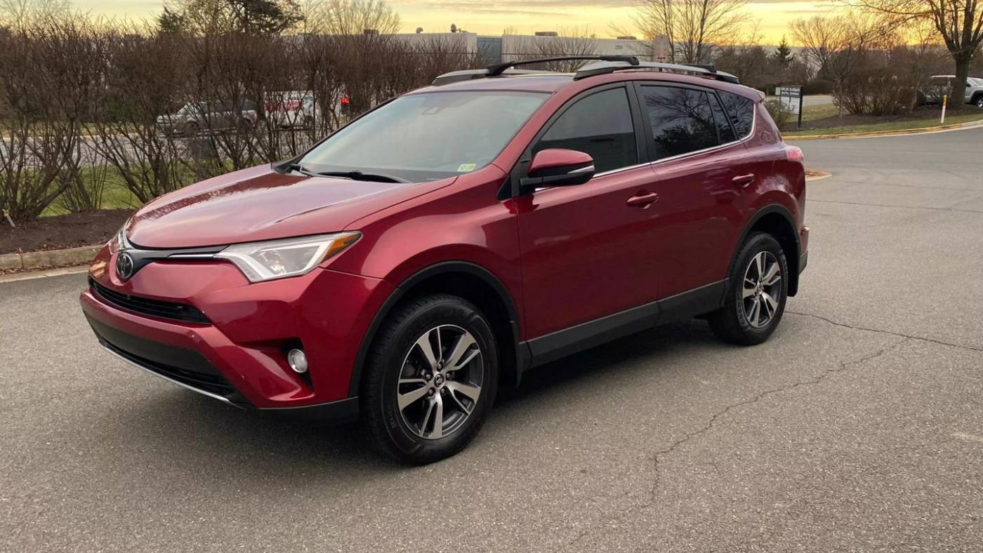2018 Toyota RAV4 XLE — SUV — 128,827 mi — Sterling, VA