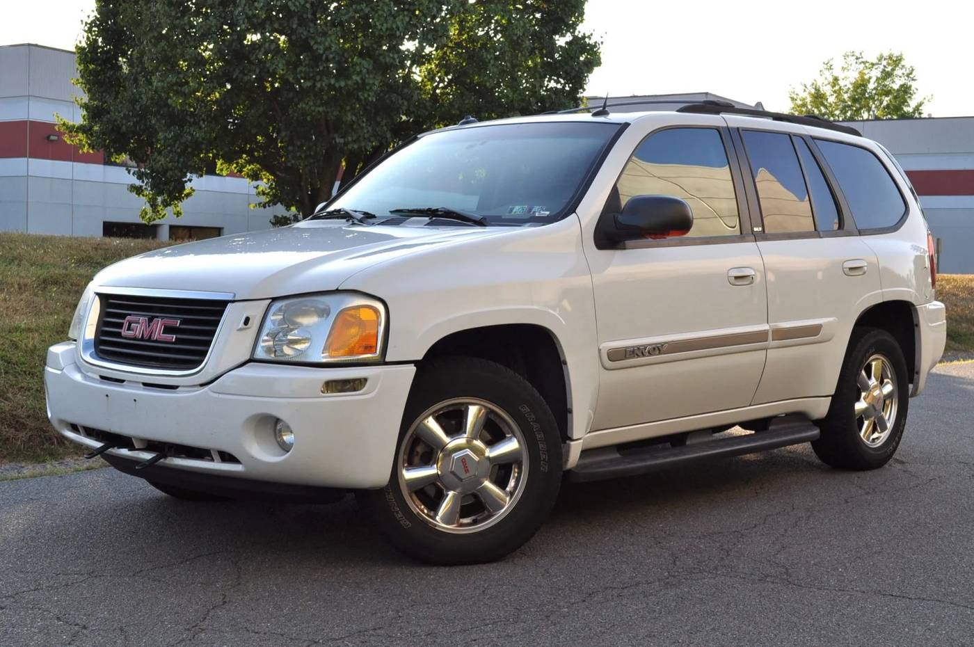 2004 GMC Envoy SLT — SUV — 107,831 mi — Sterling, VA