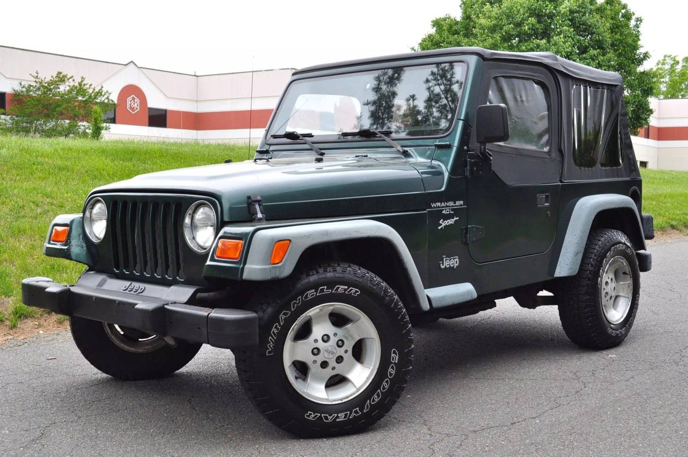 2000 Jeep Wrangler Sport — SUV — 129,933 mi — Sterling, VA