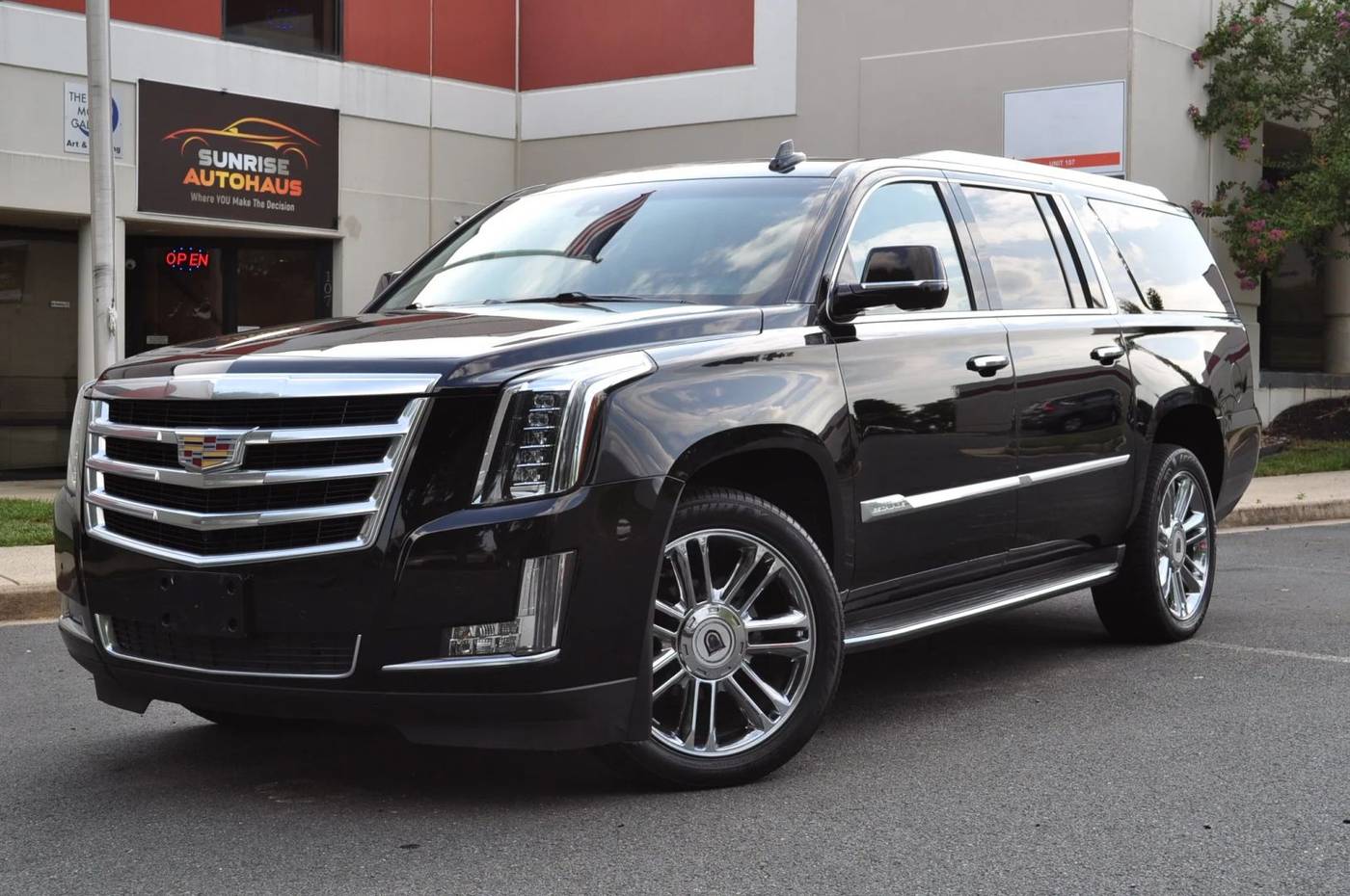 2015 Cadillac Escalade Luxury — SUV — 97,305 mi — Sterling, VA