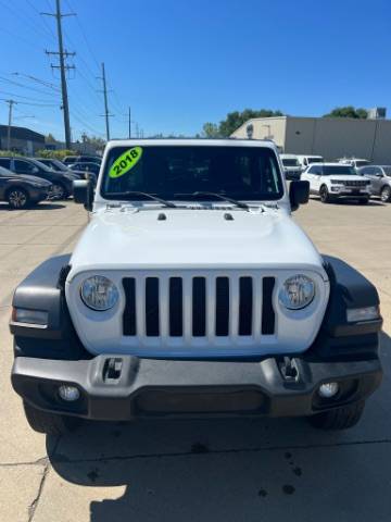 2018 Jeep Wrangler Sport — SUV — 117,888 mi — Hamilton, OH