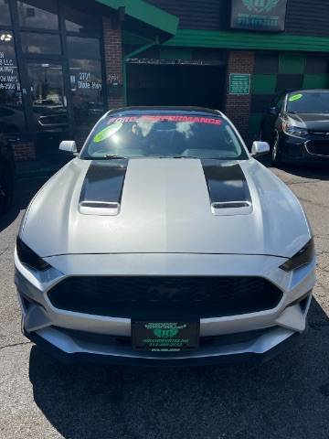 2018 Ford Mustang EcoBoost Premium — Coupe — 82,327 mi — Hamilton, OH