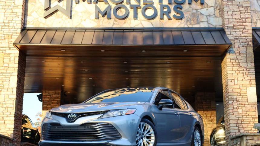 2018 Toyota Camry XLE — Sedan — 122,932 mi — Lawrenceville, GA