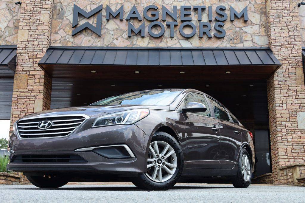 2017 Hyundai Sonata SE — Sedan — 94,155 mi — Lawrenceville, GA