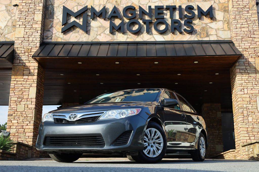 2013 Toyota Camry L — Sedan — 109,688 mi — Lawrenceville, GA
