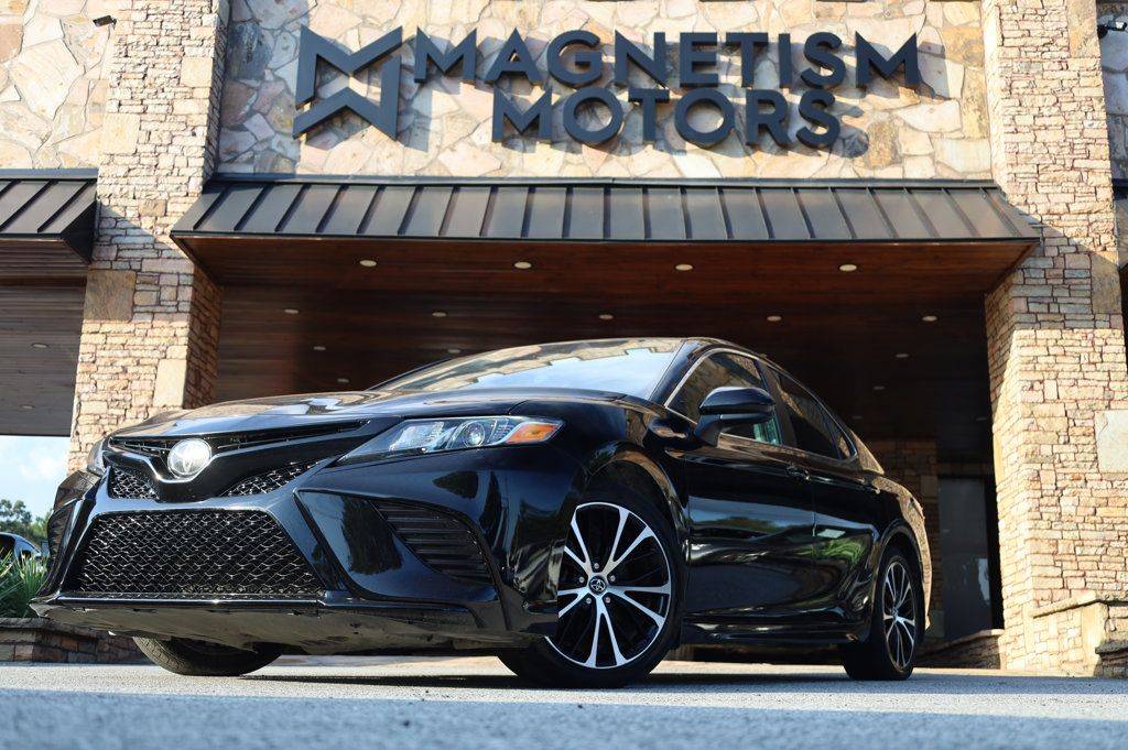 2019 Toyota Camry SE — Sedan — 111,329 mi — Lawrenceville, GA