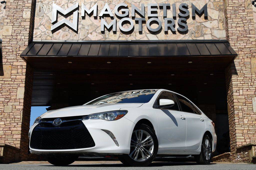 2017 Toyota Camry SE — Sedan — 81,216 mi — Lawrenceville, GA