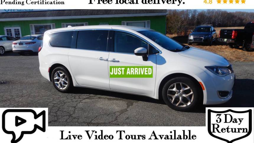 2017 Chrysler Pacifica Touring Plus — Minivan — 64,643 mi — Smyrna, DE