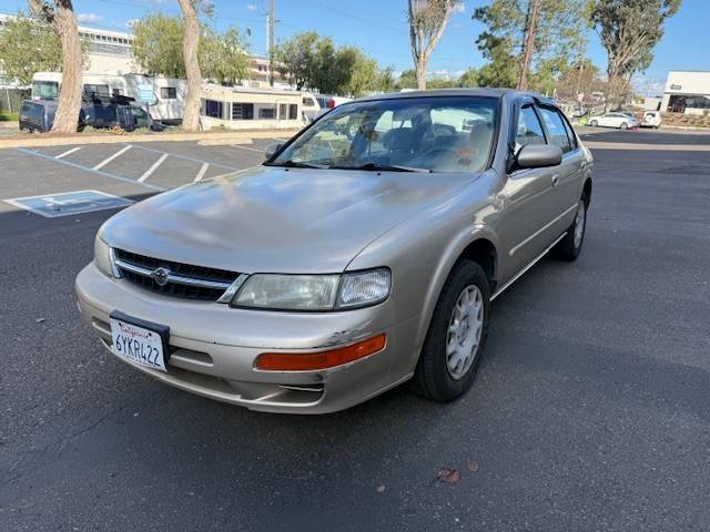 1997 Nissan Maxima GXE