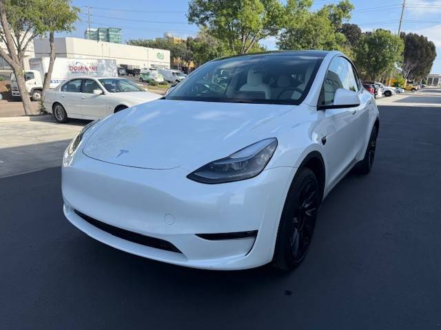 2023 Tesla Model Y Long Range — SUV — 18,724 mi — San Diego, CA