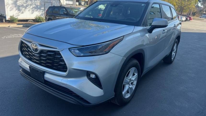 2024 Toyota Highlander LE — SUV — 6,746 mi — San Diego, CA