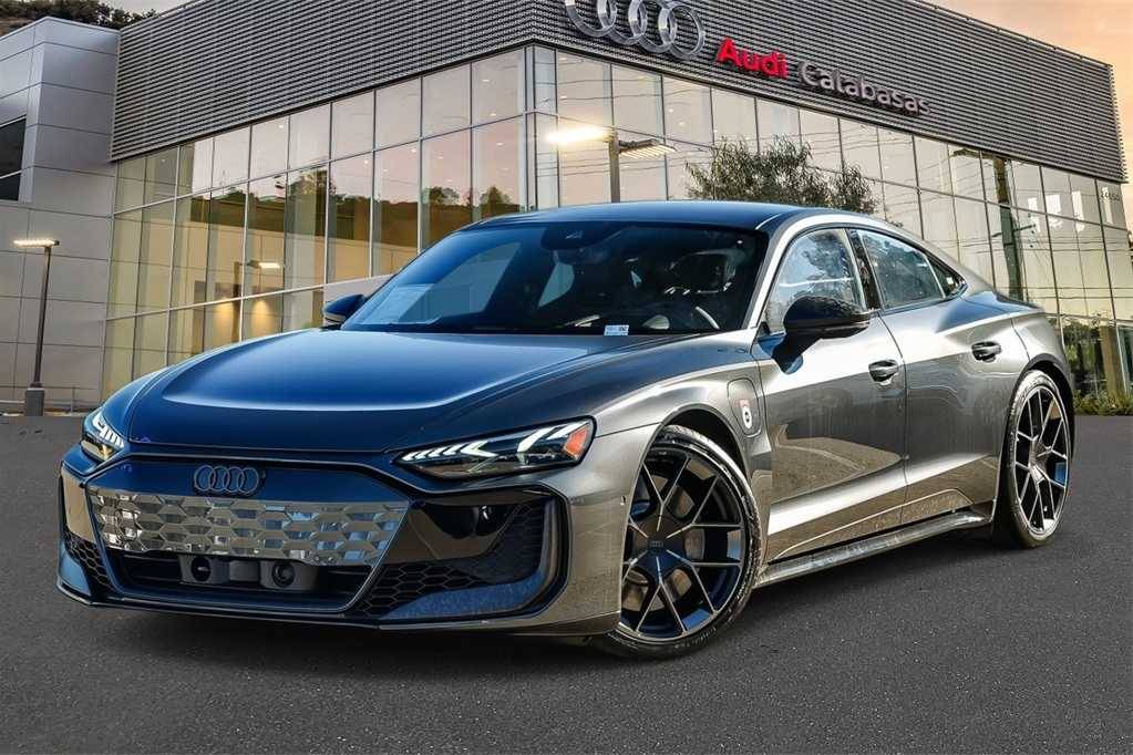 2026 Audi RS e-tron GT performance quattro