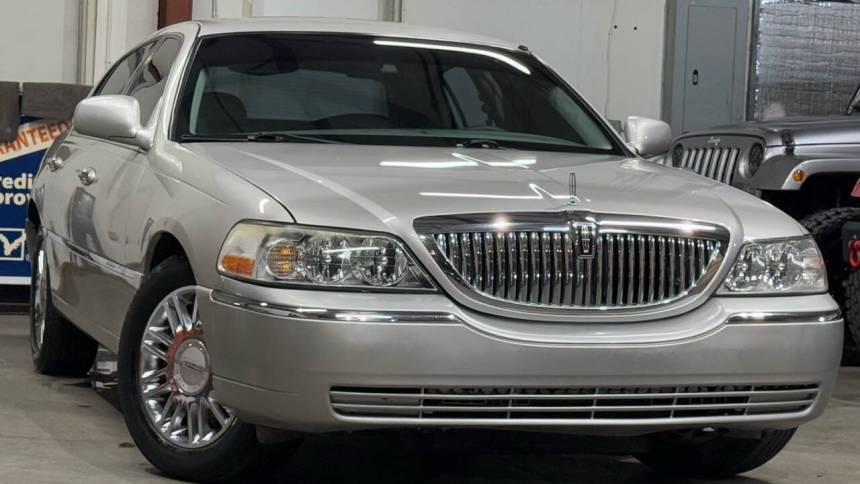 2008 Lincoln Town Car Limited — Sedan — 77,000 mi — Manassas, VA
