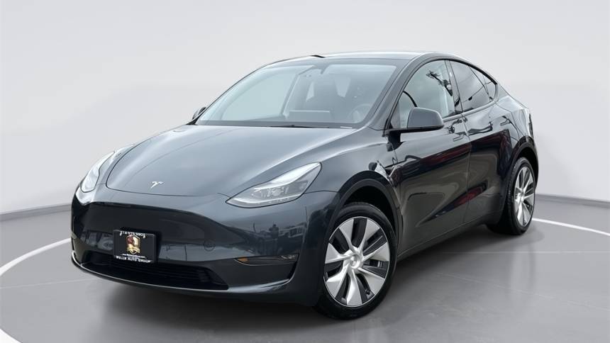2024 Tesla Model Y Long Range — SUV — 6,101 mi — McKinney, TX