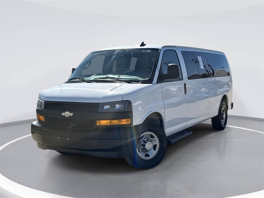 2022 Chevrolet Express Passenger LS — Passenger Van — 57,137 mi — McKinney, TX