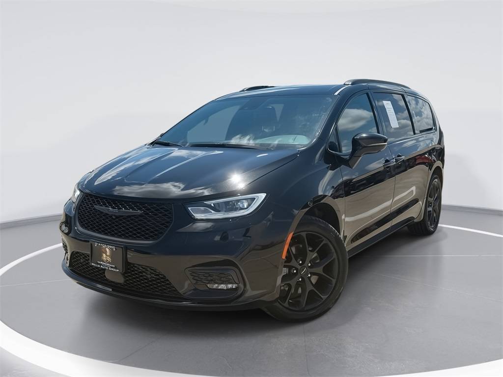 2024 Chrysler Pacifica Touring L — Minivan — 27,000 mi — McKinney, TX