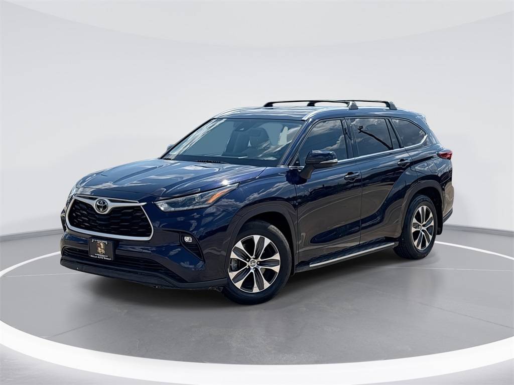 2021 Toyota Highlander XLE — SUV — 53,656 mi — McKinney, TX