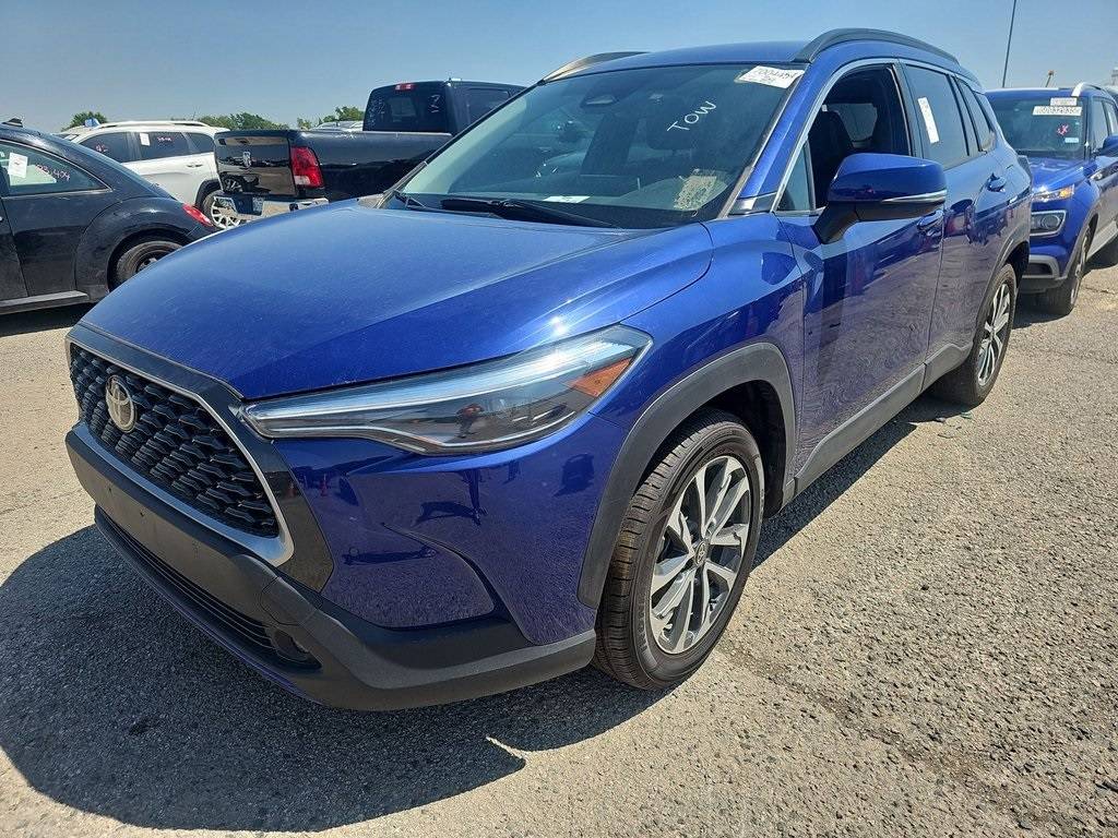 2023 Toyota Corolla Cross XLE — SUV — 37,641 mi — McKinney, TX
