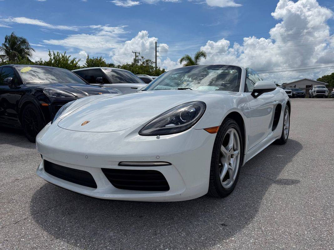 2021 Porsche 718 Boxster