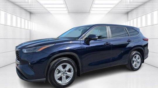 2023 Toyota Highlander LE — SUV — 10,386 mi — Jupiter, FL