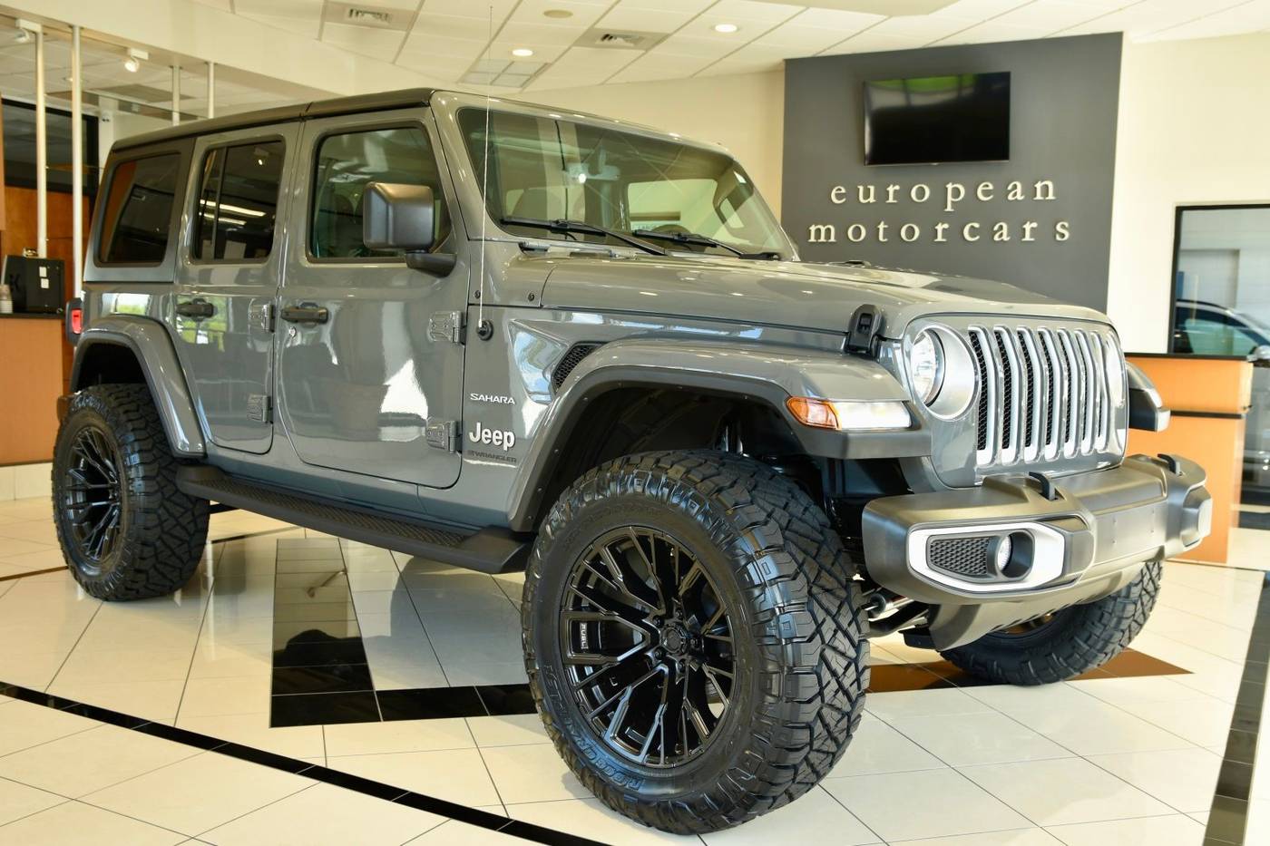 2023 Jeep Wrangler Sahara — SUV — 25,085 mi — Middletown, CT