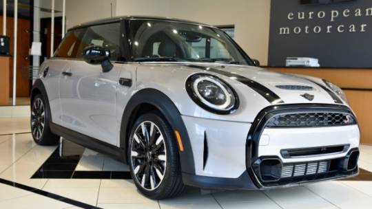 2022 MINI Hardtop Cooper S — Hatchback — 21,433 mi — Middletown, CT